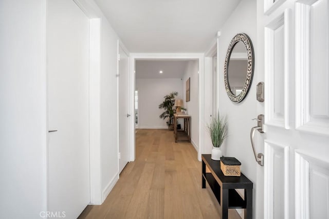1440 Riviera Dr, Pasadena, CA 91107 - corridor with light wood-style floors and baseboards