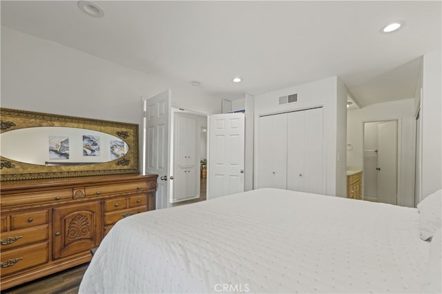 26817 Oak Branch Cir, Newhall, CA 91321 - bedroom with a closet, recessed lighting, and ensuite bath