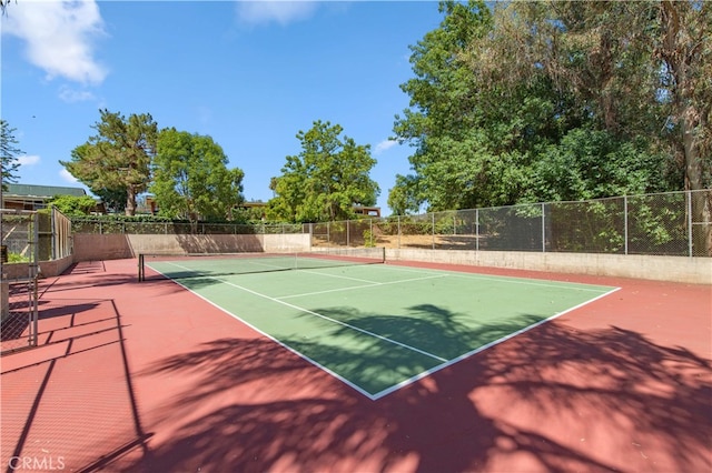9411 Friendly Woods Ln, Whittier, CA 90605 - view of tennis court featuring community basketball court