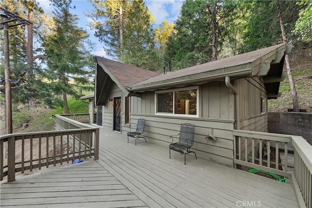 990 Nesthorn Dr, Crestline, CA 92325 - view of wooden deck
