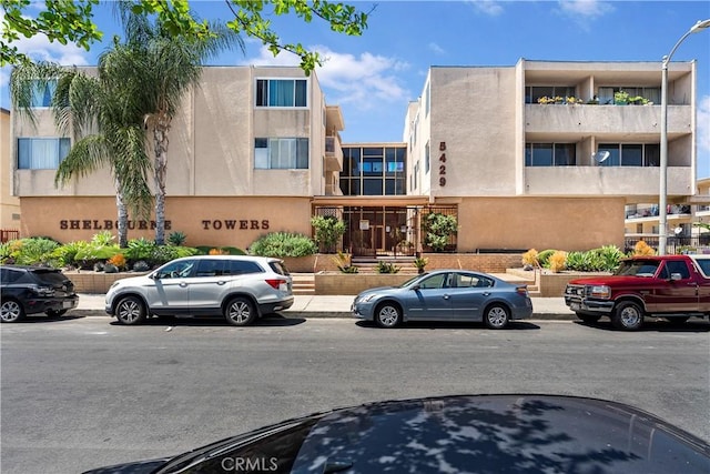 5429 Newcastle Ave Unit 309, Encino, CA 91316 - view of building exterior