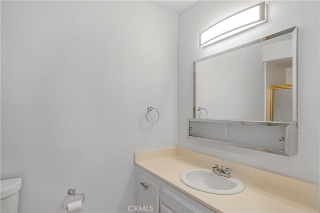5429 Newcastle Ave Unit 309, Encino, CA 91316 - bathroom with toilet and vanity