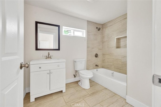 123 W 56th St, Los Angeles, CA 90037 - full bath with vanity and bathing tub / shower combination