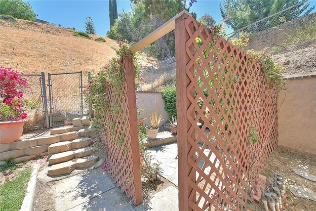 1842 Fern Hollow Dr, Diamond Bar, CA 91765 - view of gate