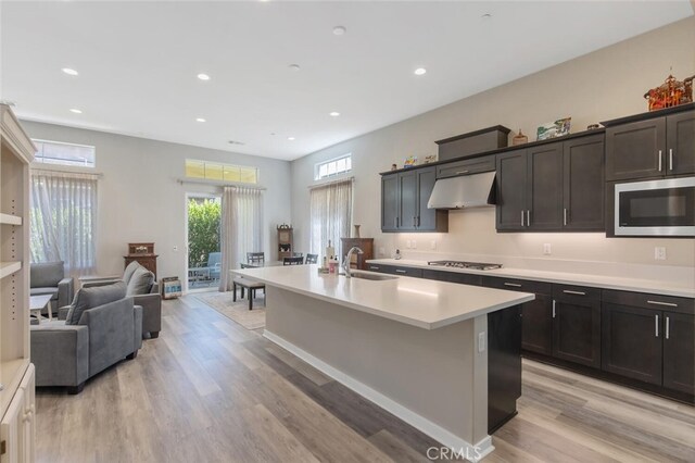 25124 Limetree Ln, Canyon Country, CA 91387 - photo 5
