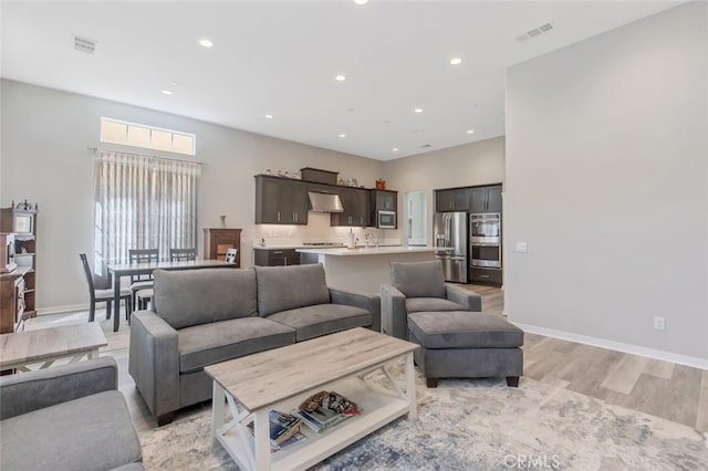 25124 Limetree Ln, Canyon Country, CA 91387 - photo 15