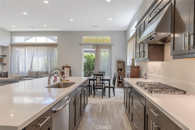 25124 Limetree Ln, Canyon Country, CA 91387 - photo 12