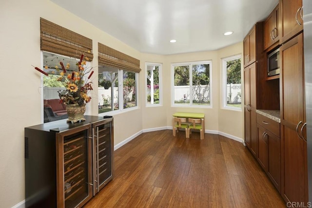 647 Boysenberry Way, Oceanside, CA 92057 - sunroom featuring wine cooler