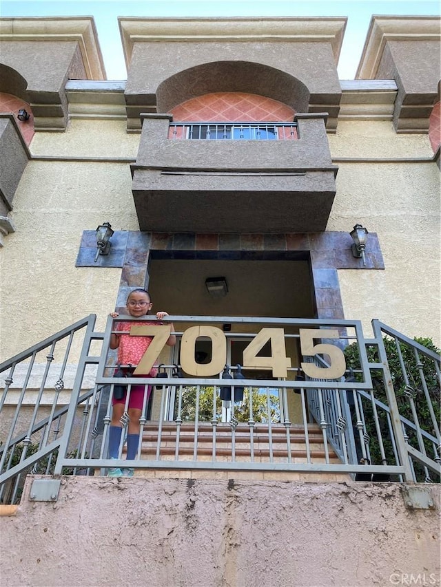 7045 Woodley Ave Unit 124, Lake Balboa, CA 91406 - view of building exterior