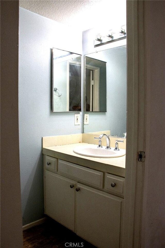 7045 Woodley Ave Unit 124, Lake Balboa, CA 91406 - photo 7
