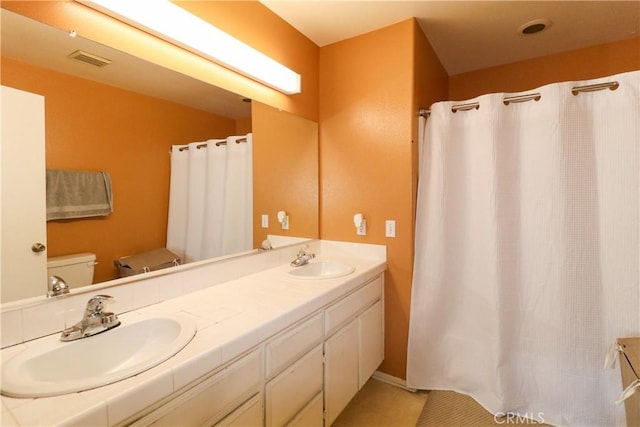 13421 Hubbard St Unit 119, Sylmar, CA 91342 - full bath with double vanity and curtained shower