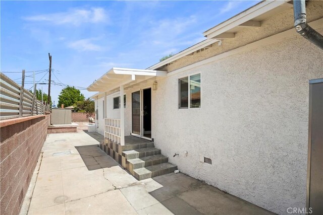 20832 Halldale Ave, Torrance, CA 90501 - view of patio / terrace