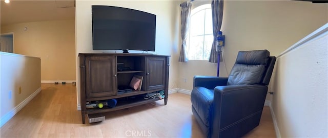 2690 Peralta Ct, Tustin, CA 92782 - sitting room with light wood finished floors and baseboards