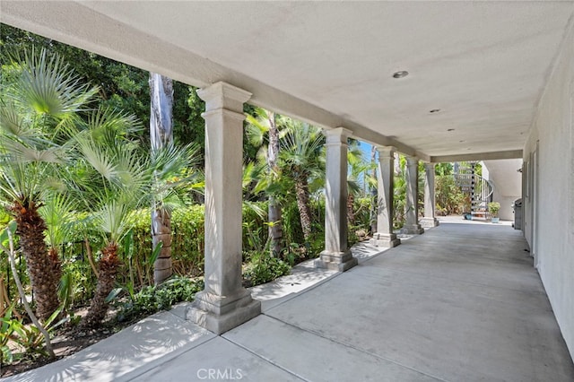 210 N Stage Coach Ln, Fallbrook, CA 92028 - view of patio / terrace