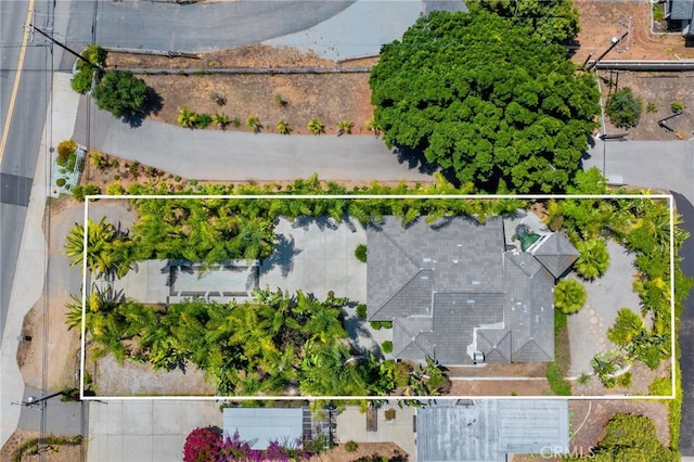 210 N Stage Coach Ln, Fallbrook, CA 92028 - aerial view of property and surrounding area featuring property parcel outlined