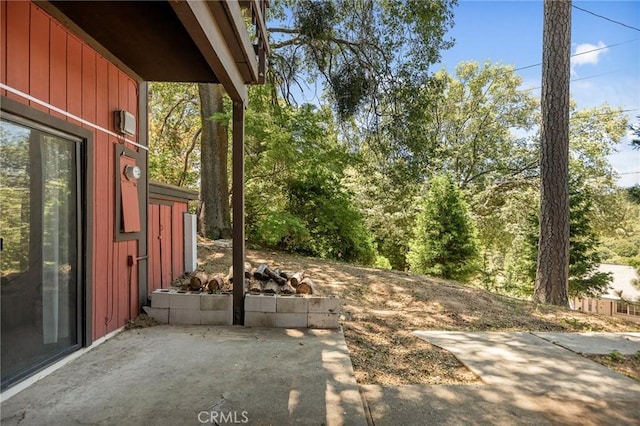 161 Pine Ridge Rd, Crestline, CA 92325 - view of patio