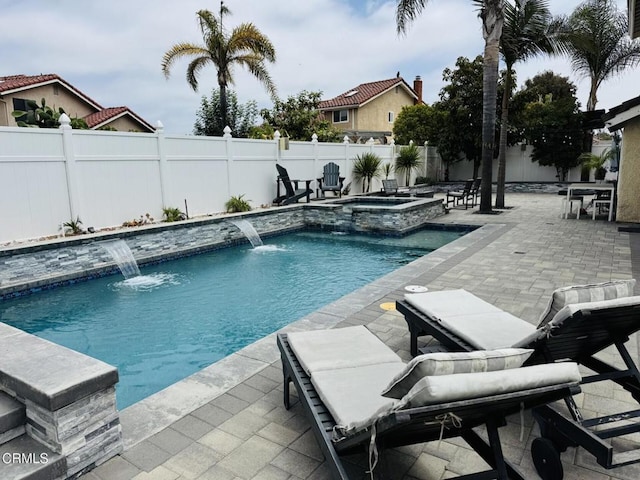 2801 Ivanhoe Ave, Oxnard, CA 93030 - view of swimming pool with a patio area, a fenced backyard, and a pool with connected hot tub