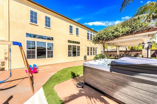 2814 Rambling Vista Rd, Chula Vista, CA 91915 - view of patio with a hot tub