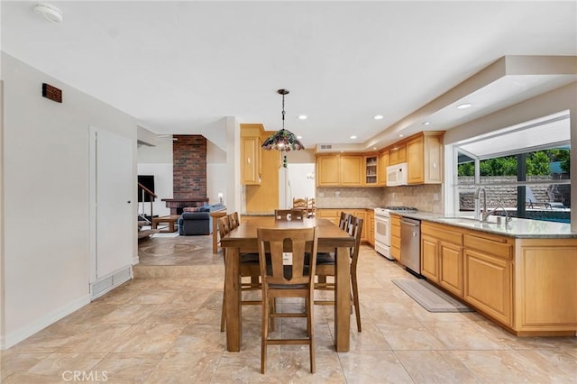 2146 N Brower St, Simi Valley, CA 93065 - dining area featuring recessed lighting and a brick fireplace