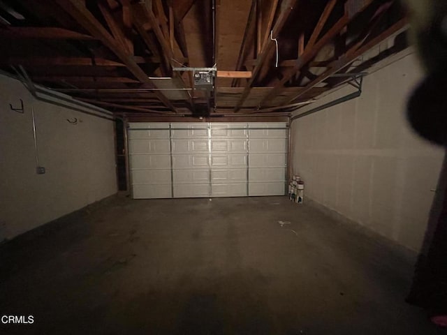 109 B St, Fillmore, CA 93015 - garage with a garage door opener