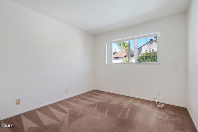 1310 Anza Ct, Oxnard, CA 93035 - unfurnished room featuring carpet floors