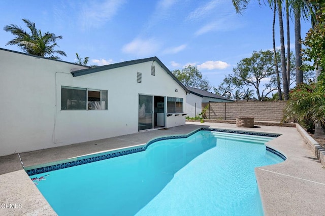 1310 Anza Ct, Oxnard, CA 93035 - view of pool featuring a patio area