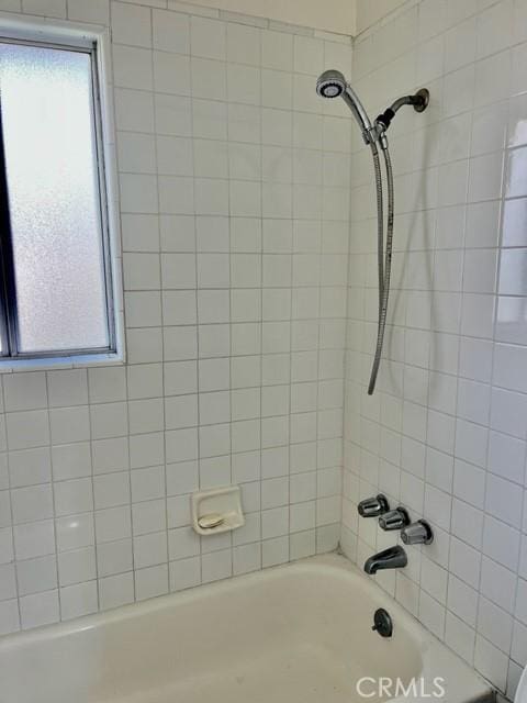 430 W 19th St, San Pedro, CA 90731 - full bathroom featuring  shower combination