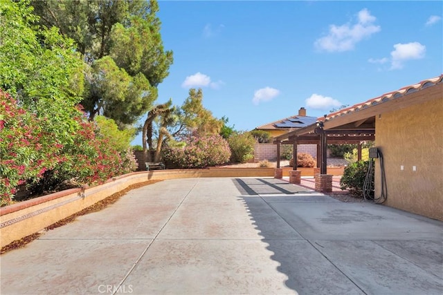 19996 Eyota Rd, Apple Valley, CA 92308 - fenced backyard featuring a patio