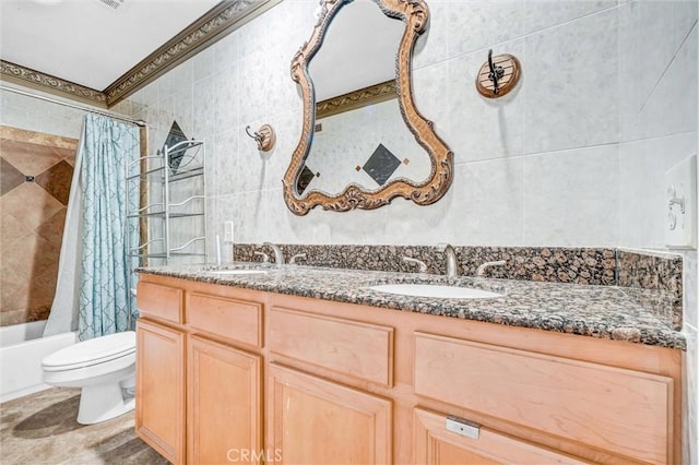 3486 Santa Clara Cir, Costa Mesa, CA 92626 - bathroom with double vanity, shower / bath combo with shower curtain, and tile walls
