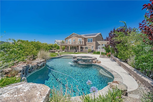 22348 Driftwood Ct, Saugus, CA 91350 - view of swimming pool featuring a patio and a pool with connected hot tub