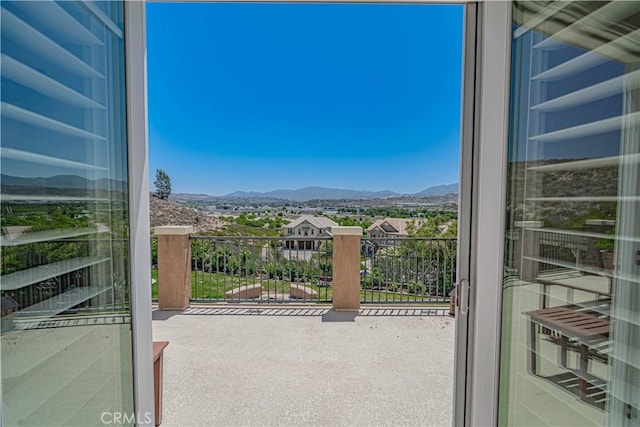 22348 Driftwood Ct, Saugus, CA 91350 - balcony featuring a mountain view