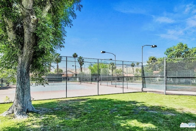 6105 Montecito Dr Unit 5, Palm Springs, CA 92264 - view of tennis court