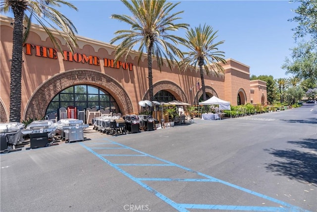 320 Bronze, Irvine, CA 92618 - view of building exterior