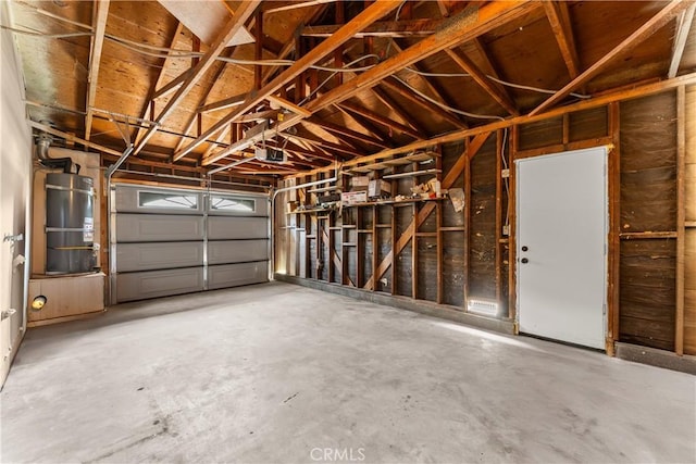 1446 Morgan Rd, San Bernardino, CA 92407 - garage with water heater