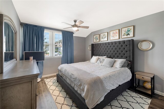942 University Ave, Burbank, CA 91504 - bedroom with light wood-type flooring and ceiling fan
