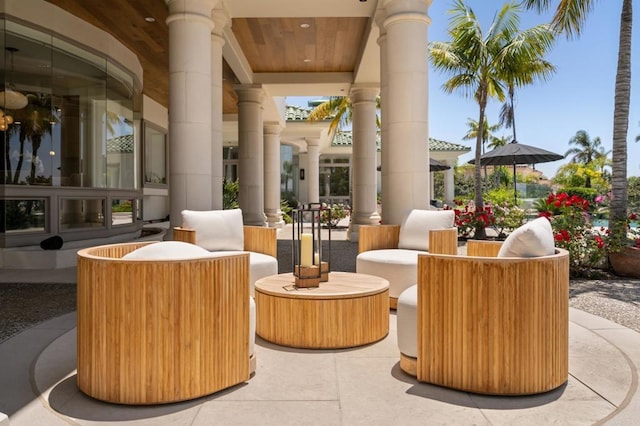 7888 Muirfield Way, Rancho Santa Fe, CA 92067 - community lobby featuring wooden ceiling