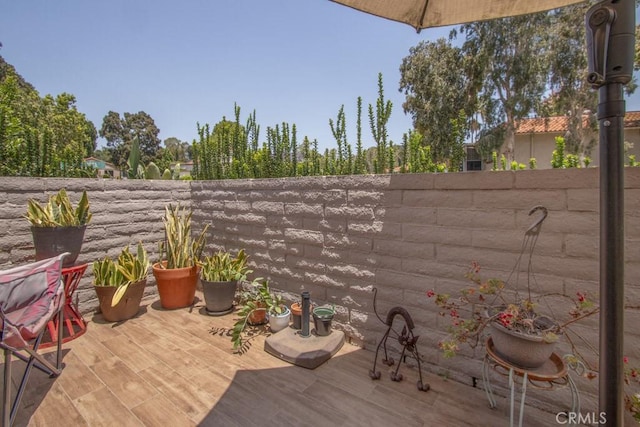 3179 Alta Vis Unit A, Laguna Woods, CA 92637 - view of wooden terrace