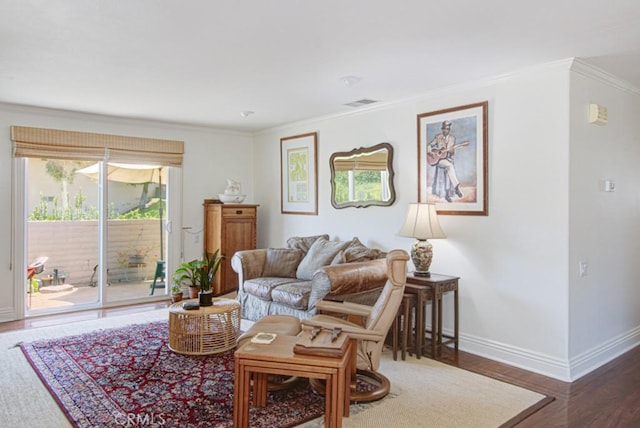 3179 Alta Vis Unit A, Laguna Woods, CA 92637 - living area featuring ornamental molding and wood finished floors