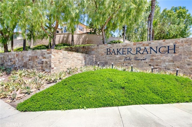 16 Agave, Lake Forest, CA 92630 - view of community sign
