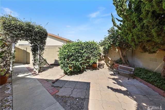 11145 Bertha Pl, Cerritos, CA 90703 - photo 27
