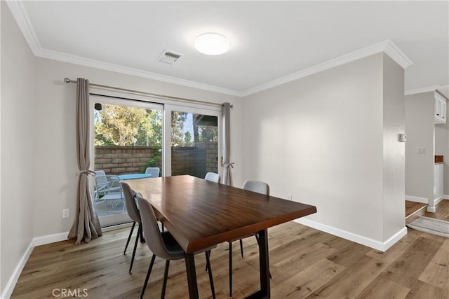 779 Via Sierra Nevada, Riverside, CA 92507 - dining area featuring ornamental molding and light wood-type flooring