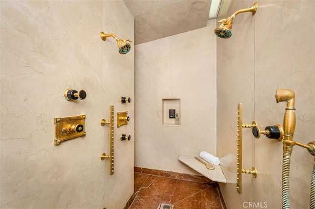 1129 Via Mirabel, Palos Verdes Estates, CA 90274 - bathroom with a shower and baseboards