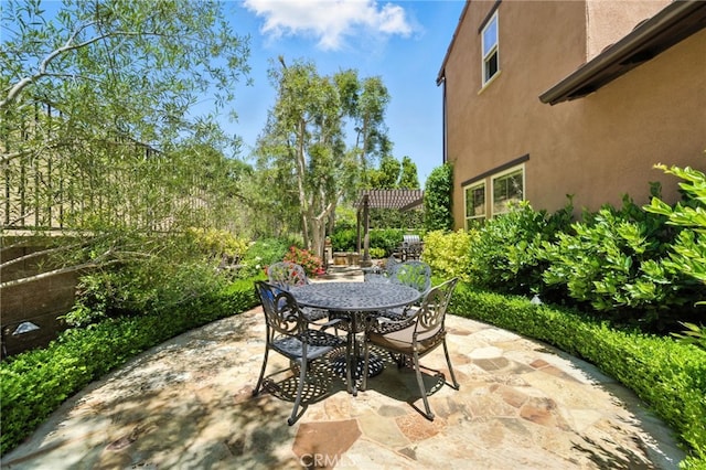 72 Shade Tree, Irvine, CA 92603 - view of patio / terrace with outdoor dining space and a pergola