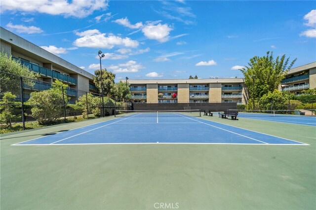 564 N Bellflower Blvd Unit 105, Long Beach, CA 90814 - view of tennis court featuring community basketball court