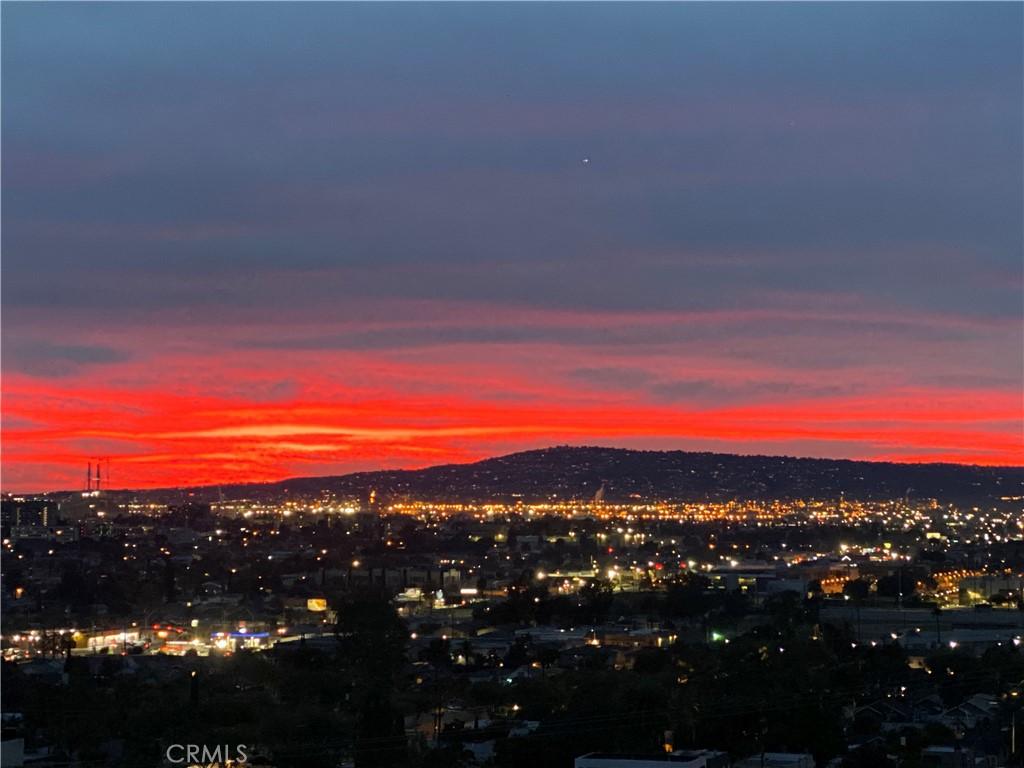 2604 E 20th St Unit 304, Signal Hill, CA 90755 - photo 1
