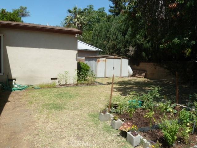 15411 Runnymede St, Van Nuys, CA 91406 - view of yard with a shed