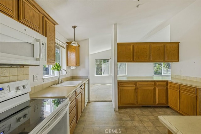 811 Cypress Dr, Vista, CA 92084 - photo 25