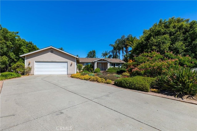 811 Cypress Dr, Vista, CA 92084 - photo 3