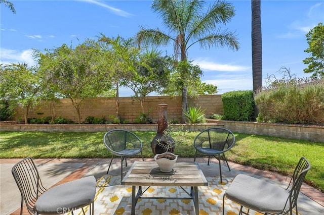 15736 Milne Cir, Moorpark, CA 93021 - fenced backyard featuring a patio area