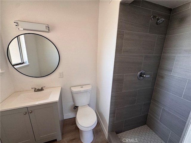 541 Frances Dr, Barstow, CA 92311 - full bathroom featuring tiled shower and vanity